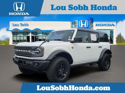 Used 2026 Ford Bronco Badlands AWD/4WD image 1