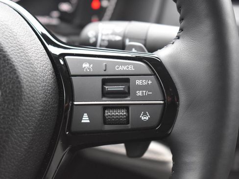 Used 2025 Honda Accord Touring image 8