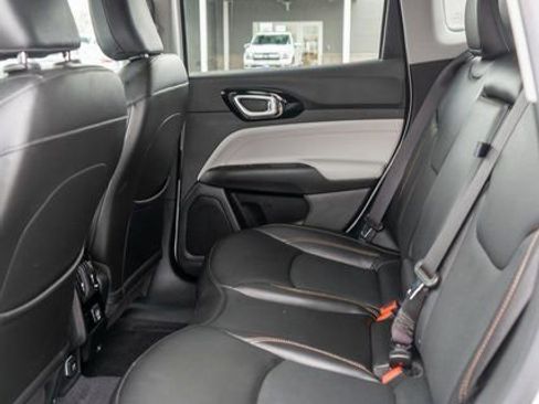 Used 2022 Jeep Compass Limited AWD/4WD image 11