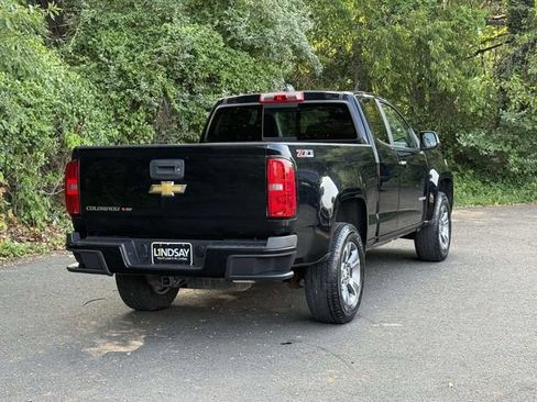 Certified 2017 Chevrolet Colorado Z71 AWD/4WD image 3