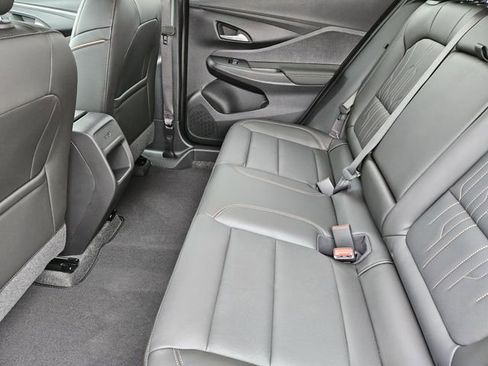 New 2026 Buick Envista Avenir image 19