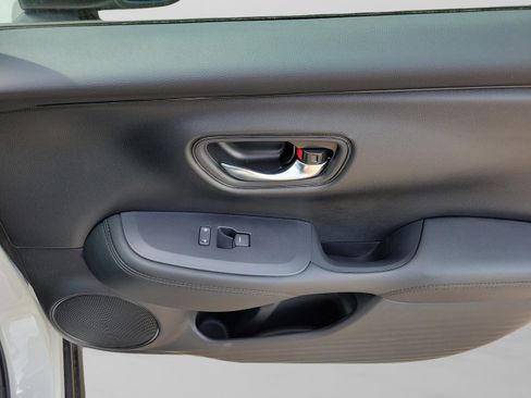 New 2026 Honda HR-V LX image 20