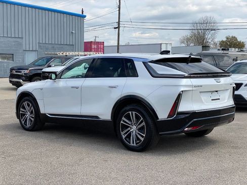 Used 2024 Cadillac Lyriq Luxury image 4