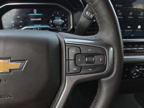 Used 2023 Chevrolet Silverado 1500 LT w/ Safety Package AWD/4WD image 29