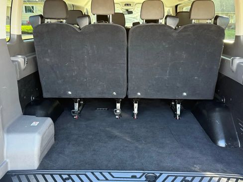 Used 2023 Ford Transit 350 XLT RWD image 28