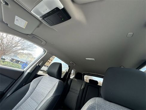 Used 2023 Nissan Rogue SV image 22