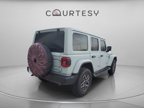 Certified 2024 Jeep Wrangler Sahara image 3