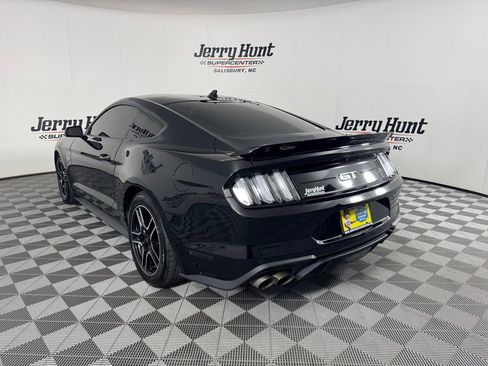 Used 2022 Ford Mustang GT Premium w/ Equipment Group 401A RWD image 8