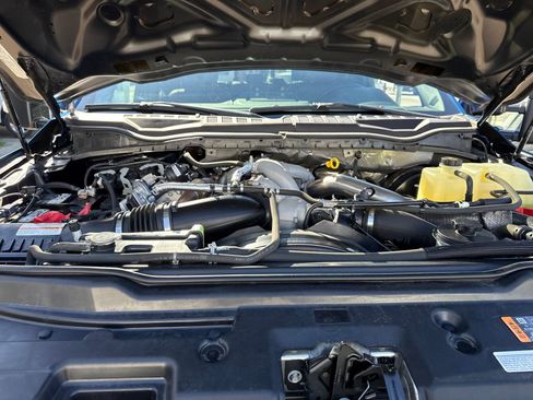 Used 2022 Ford F350 Lariat w/ Tremor Off-Road Package image 22