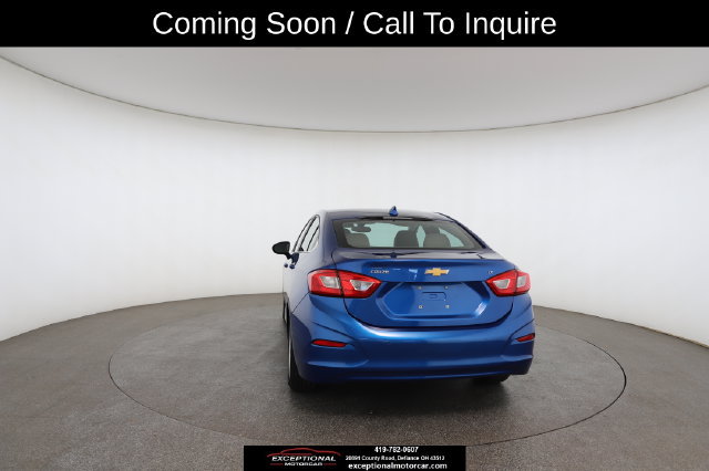 Used 2018 Chevrolet Cruze LT w/ Convenience Package FWD image 13