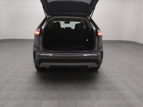 Used 2023 Ford Edge SEL image 29