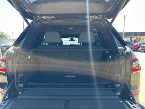 Used 2024 BMW X7 xDrive40i w/ M Sport Package image 14