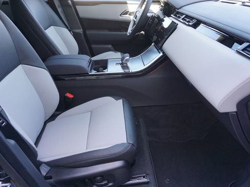 New 2026 Land Rover Range Rover Velar Dynamic SE image 23