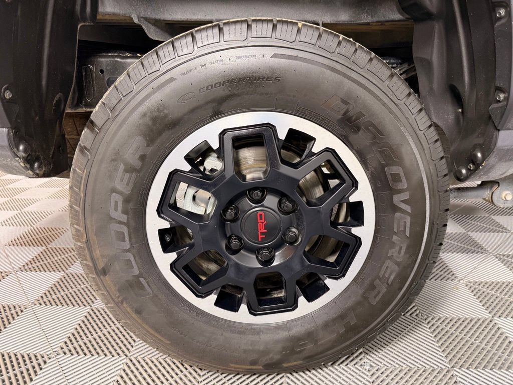 Used 2024 Toyota Tacoma TRD Off-Road AWD/4WD image 13