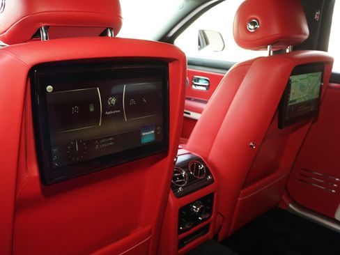 Used 2022 Rolls-Royce Ghost Extended Wheelbase AWD/4WD image 30