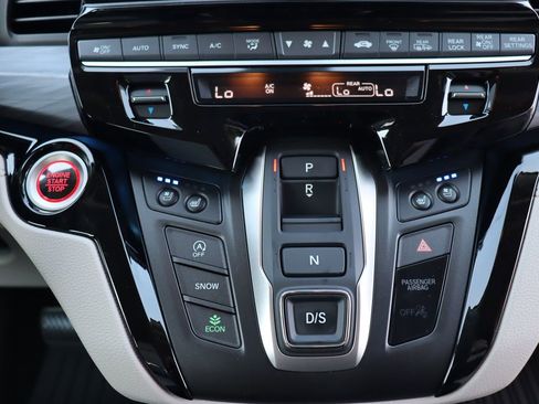 Certified 2026 Honda Odyssey Elite image 24