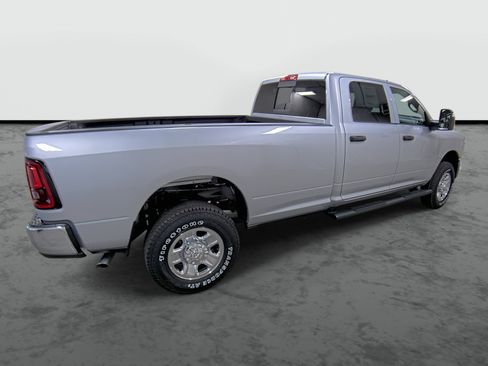 New 2026 RAM 2500 Tradesman AWD/4WD image 4