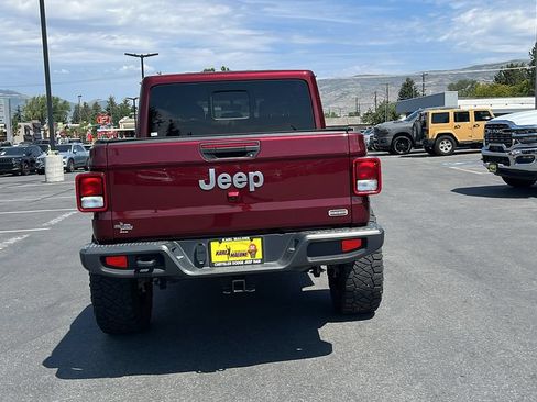 Used 2022 Jeep Gladiator Overland w/ Popular Equipment Package AWD/4WD image 6