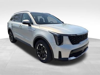 New 2026 Kia Sorento S w/ S Panoramic Sunroof Package
