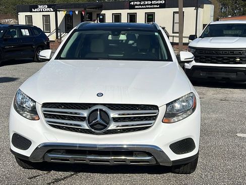Used 2017 Mercedes-Benz GLC 300 image 2