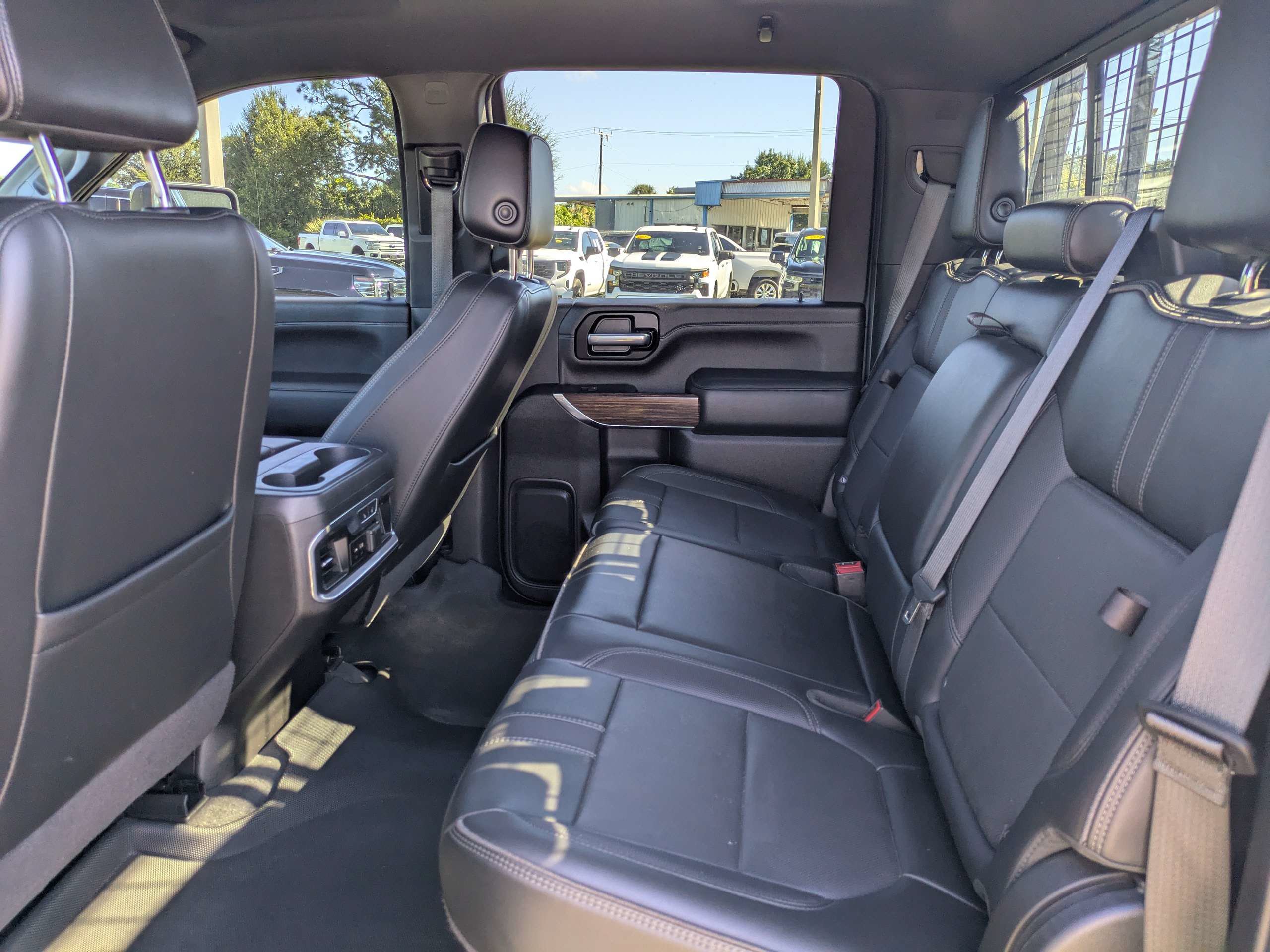 Used 2023 Chevrolet Silverado 3500 High Country AWD/4WD image 11
