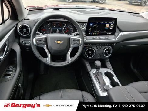 Used 2023 Chevrolet Blazer LT FWD image 14