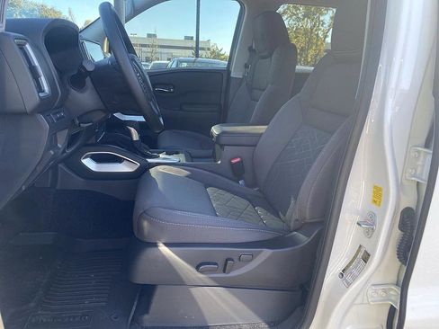 New 2026 Nissan Frontier SV image 12