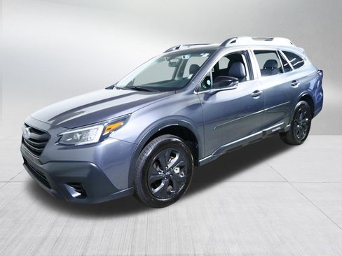 Used 2022 Subaru Outback Onyx Edition XT AWD/4WD image 3