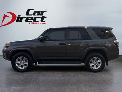 Used 2016 Toyota 4Runner SR5 image 11