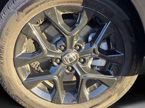 Used 2025 Honda HR-V Sport image 25