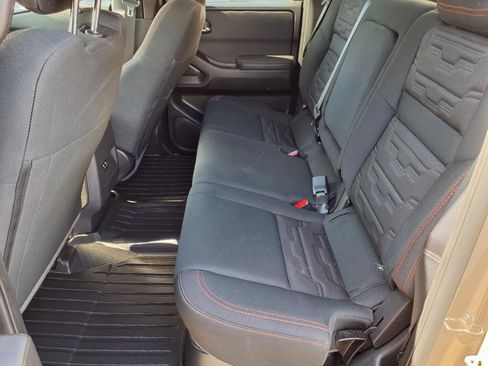Used 2024 Nissan Frontier Pro-X RWD image 12