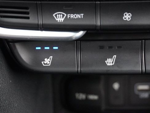 Used 2019 Hyundai Santa Fe Limited w/ Cargo Package image 64