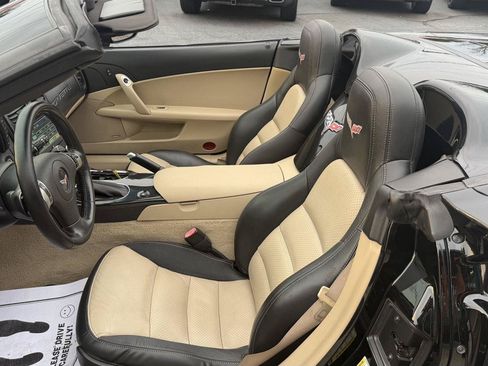 Used 2011 Chevrolet Corvette Grand Sport w/ Preferred Equipment Group RWD image 19