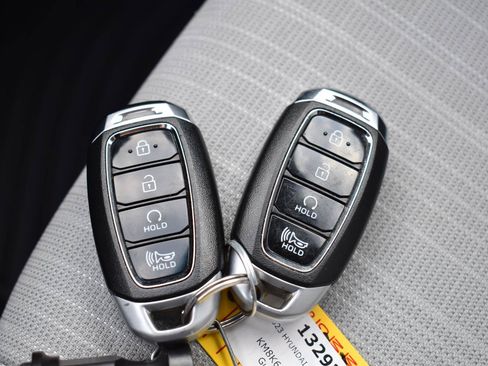 Used 2023 Hyundai Kona SEL w/ Winter Weather Package FWD image 42