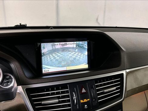 Used 2011 Mercedes-Benz E 350 4MATIC Wagon image 20