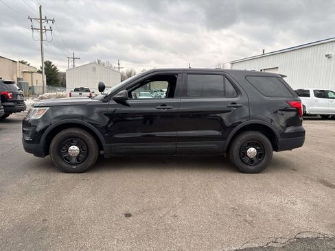 Used 2017 Ford Explorer 4WD Police Interceptor image 2