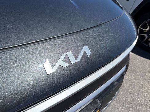 Used 2026 Kia Niro LX FWD image 10