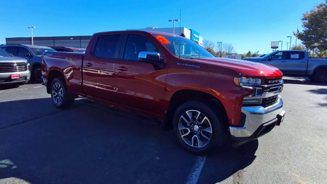Certified 2022 Chevrolet Silverado 1500 LT w/ Bed Protection Package AWD/4WD image 2