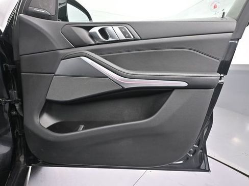 Used 2022 BMW X5 xDrive40i AWD/4WD image 49