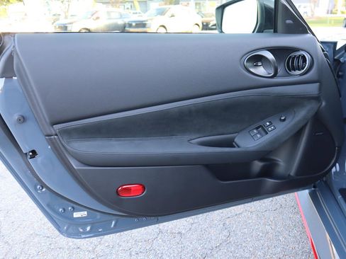 New 2025 Nissan Z NISMO w/ Floor Mat Package image 16
