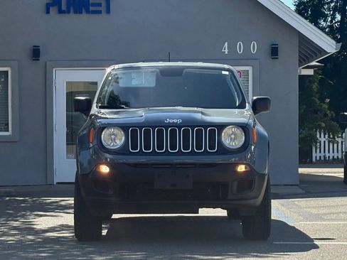 Used 2018 Jeep Renegade Sport w/ Power & Air Group AWD/4WD image 2