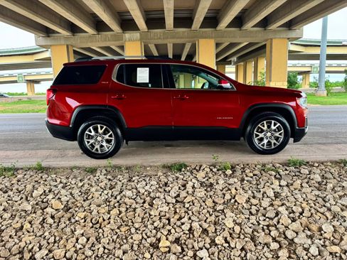 Used 2022 GMC Acadia SLT w/ Trailering Package AWD/4WD image 2