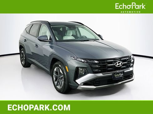 Used 2025 Hyundai Tucson SEL FWD image 1