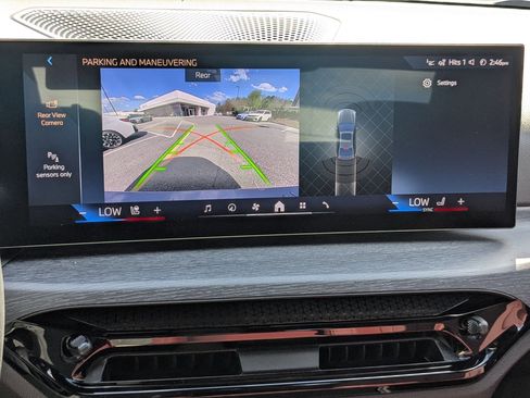 New 2025 BMW 330i xDrive Sedan w/ Premium Package image 23