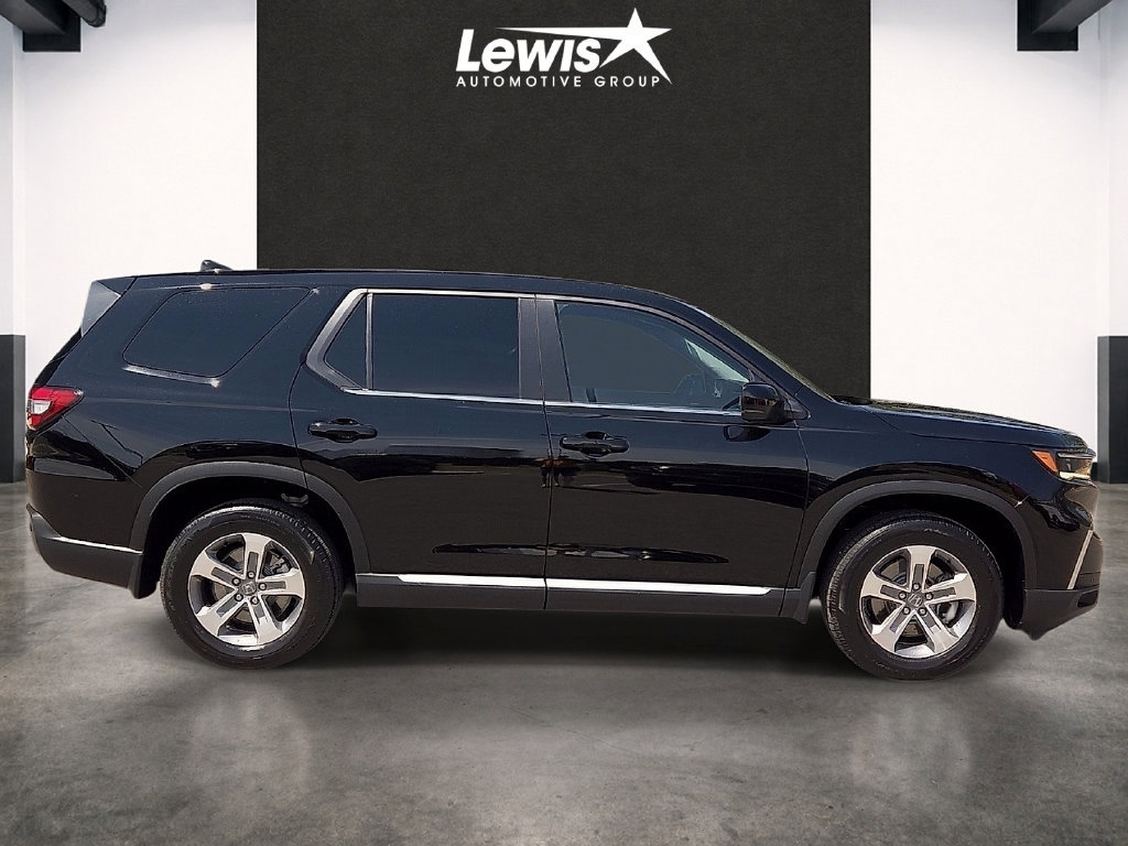 Used 2025 Honda Pilot EX-L image 5