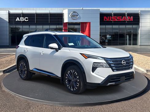 New 2026 Nissan Rogue Platinum w/ Platinum Premium Package image 3