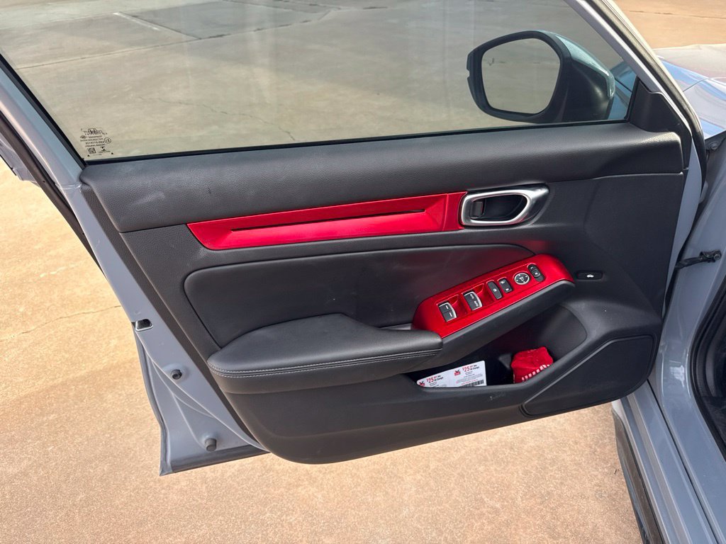 Used 2022 Honda Civic Touring image 10