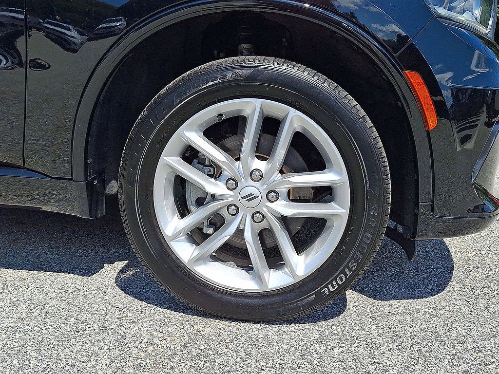 Used 2025 Dodge Durango GT AWD/4WD image 27