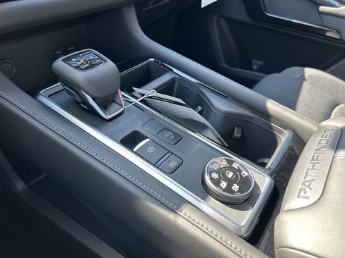 New 2026 Nissan Pathfinder SV AWD/4WD image 37