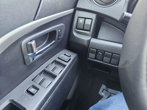 Used 2015 MAZDA MAZDA5 Touring image 26